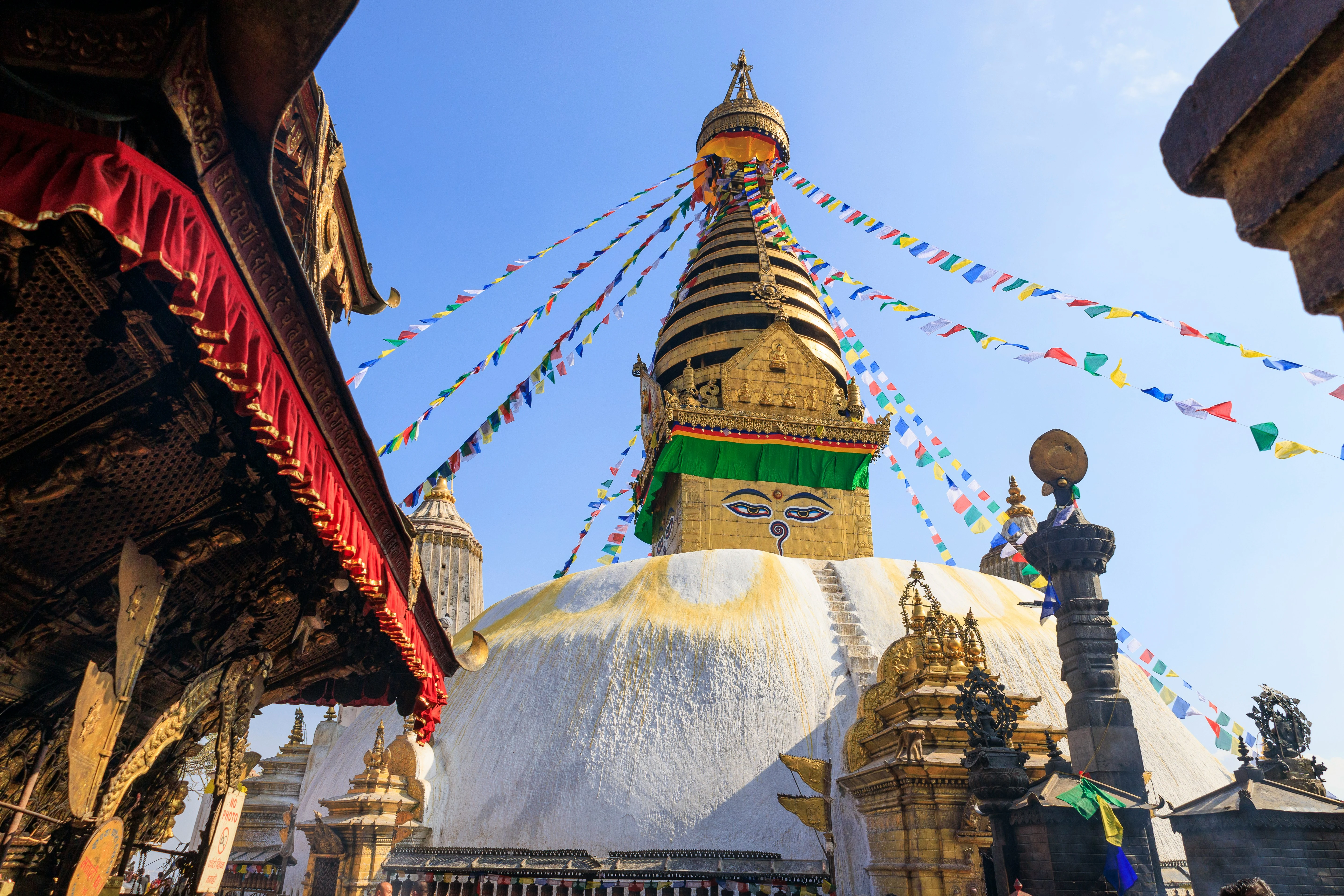 SWAYAMBHUNATH STUPA